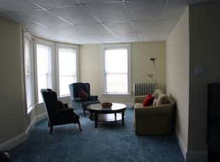 327 Court St APT 2, Auburn, ME 04210