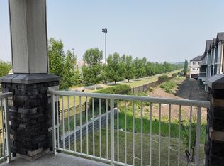 3670 139th Ave NW #206, Edmonton, AB T5Y3N5