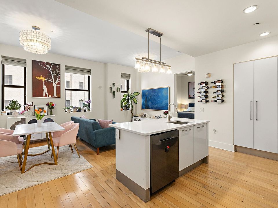 1st image of 4 Beacon Way APT 810