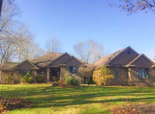 5767 N 450 E, Leesburg, IN 46538