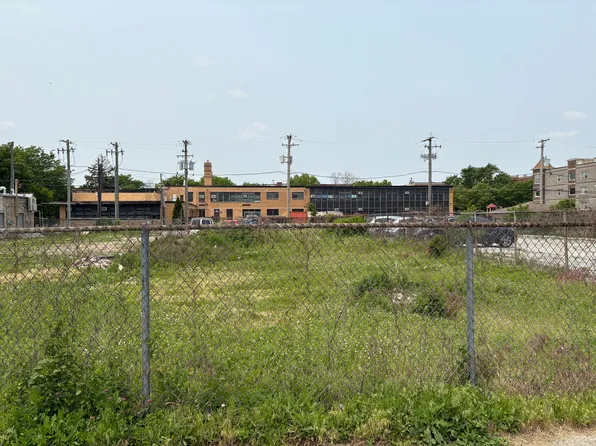 6642 S Kenwood Ave, Chicago, IL 60637