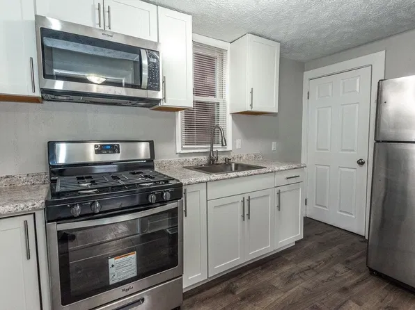 2358 Los Angeles Ave, Pittsburgh, PA 15216