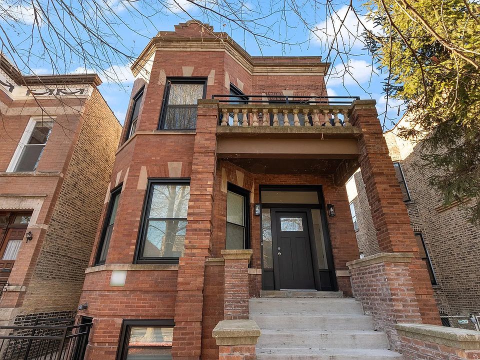 1st image of 2520 N Mozart St APT 1R