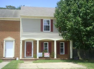 810 Montrose Ct, Chesapeake, VA 23320