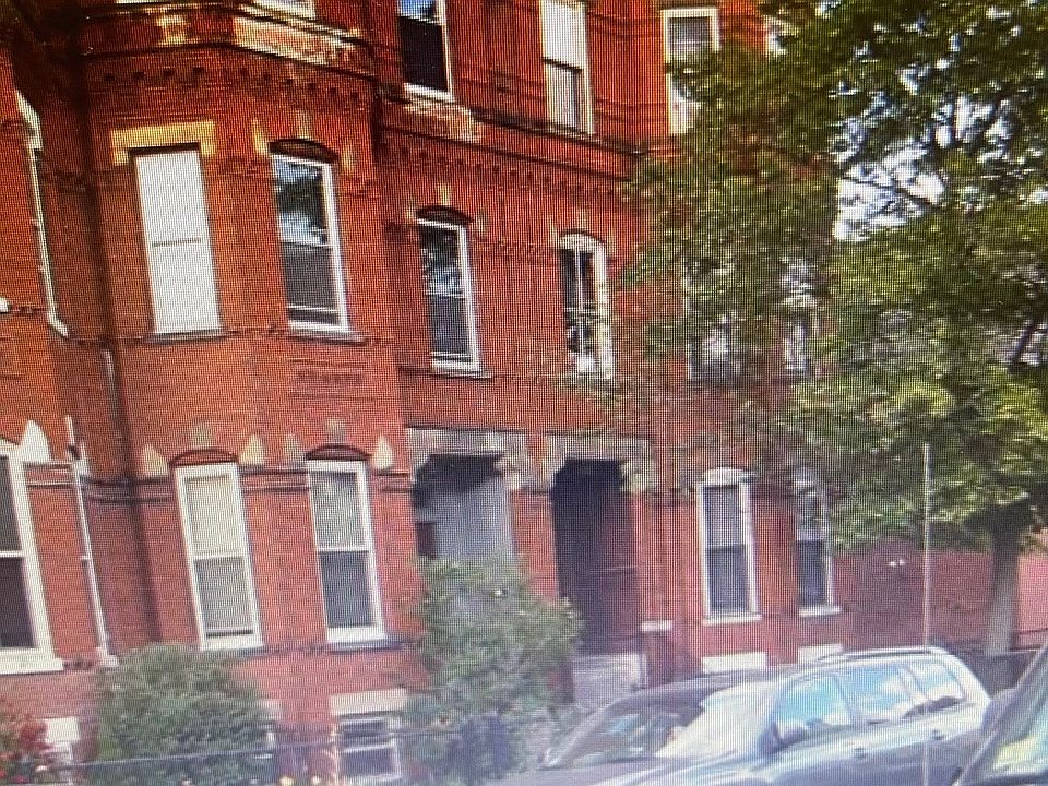 1st image of 30 Alaska St