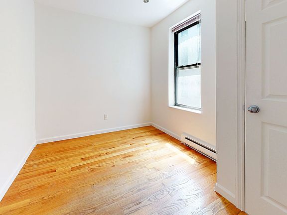 5th image of 964 Amsterdam Ave #5Z
