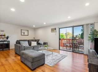 4591 Orange Ave, Long Beach, CA 90807
