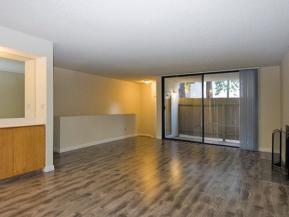 2nd image of 812 N Monterey St APT 17
