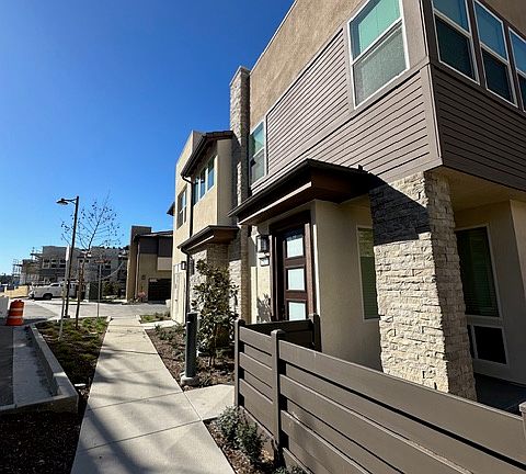 Side walkway