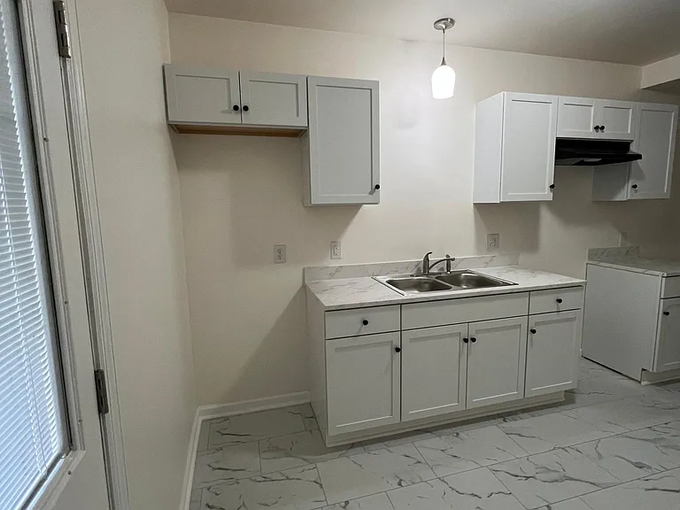 310 S Penn St — Photo 1