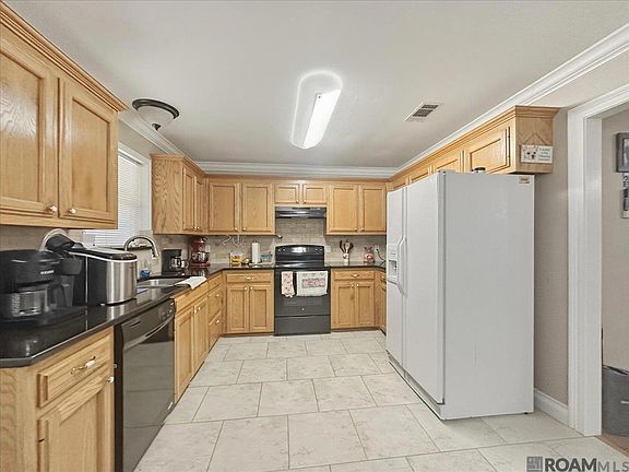 2nd image of 30961 Linder Rd