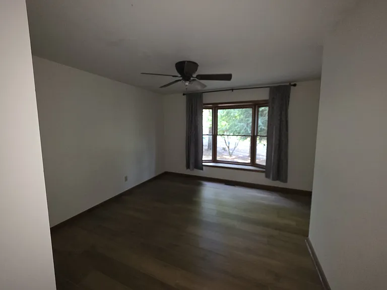 119 Pioneer Dr — Photo 9