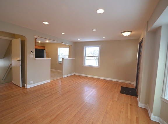 2nd image of 1338 Hazel Ct