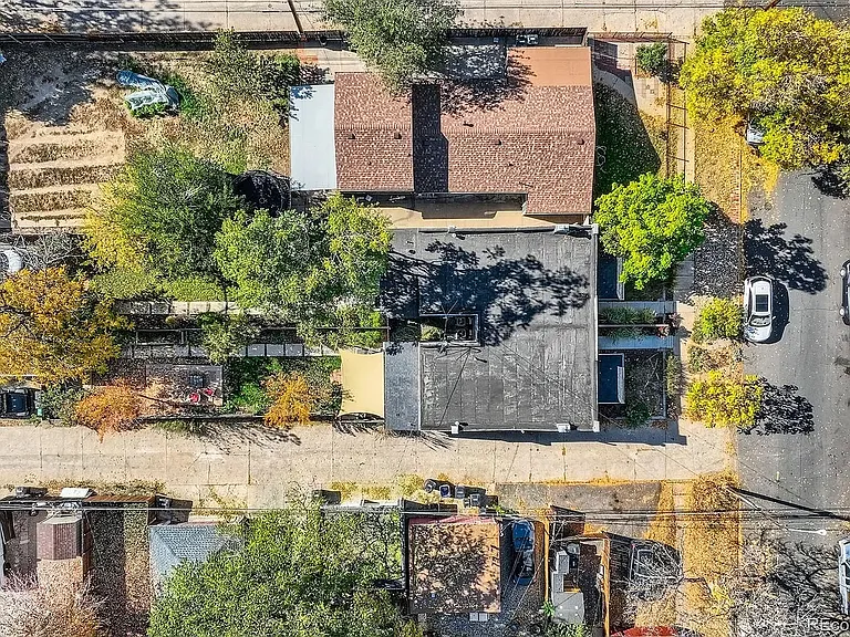 2434 W 34th Ave — Photo 20