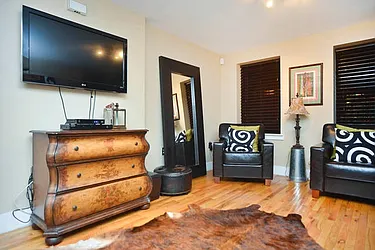 Rented by Nest Seekers International