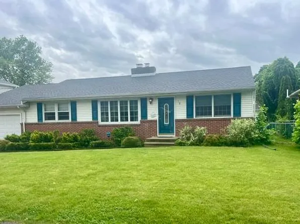 10 Spruce Ave, Bordentown, NJ 08505