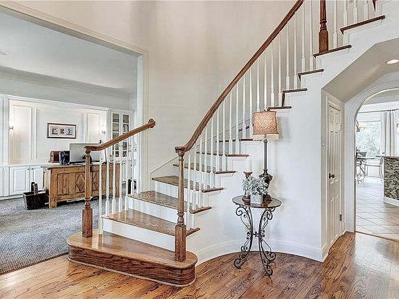 5th image of 6612 Dogwood Creek Dr