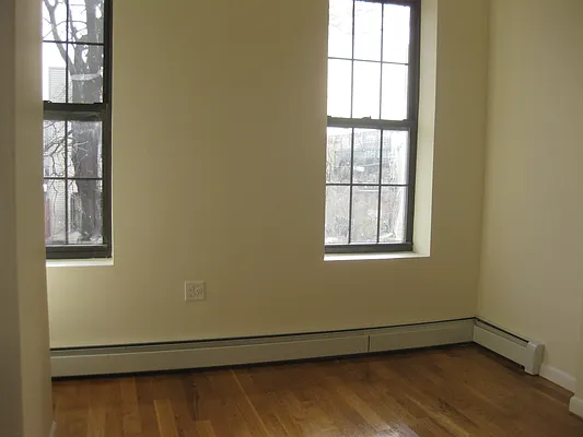 Rented by Blue Egg Realty Corp | media 26