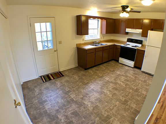 5th image of 209 Little River Dr