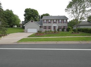 3300 Burnsville Pkwy E, Burnsville, MN 55337