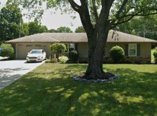 1229 Kenwood Dr, Bluffton, IN 46714