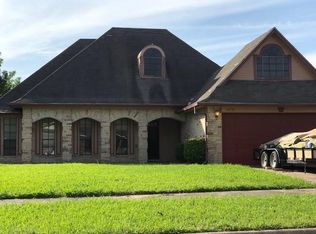 16702 Tranquil Dr, Sugar Land, TX 77498