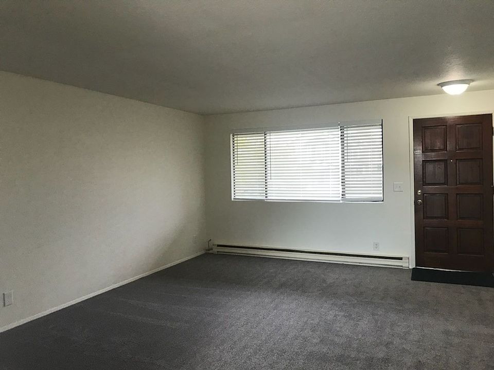 TE1416 1416 Texas St Bellingham, WA Zillow Apartments for Rent in Bellingham