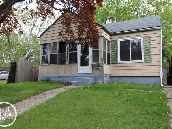 19661 McCormick St, Detroit, MI 48224