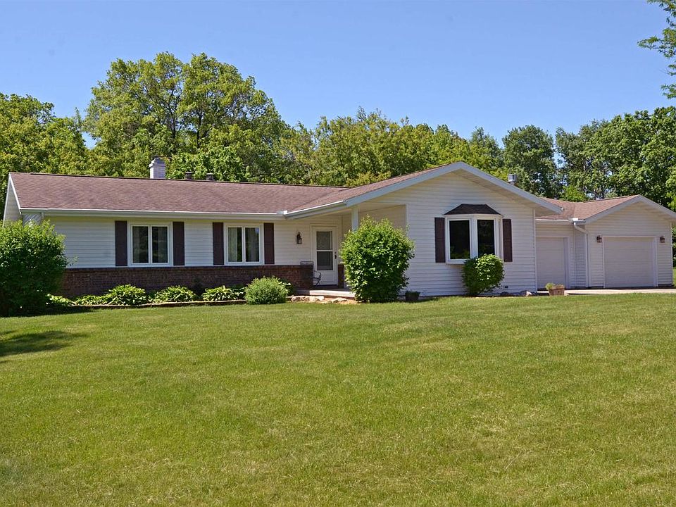 7311 Vista Ct, Middleton, WI 53562 | Zillow