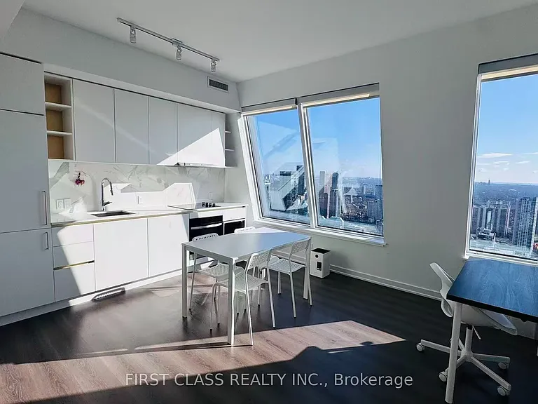 8 Wellesley St W #LPH06 — Photo 2