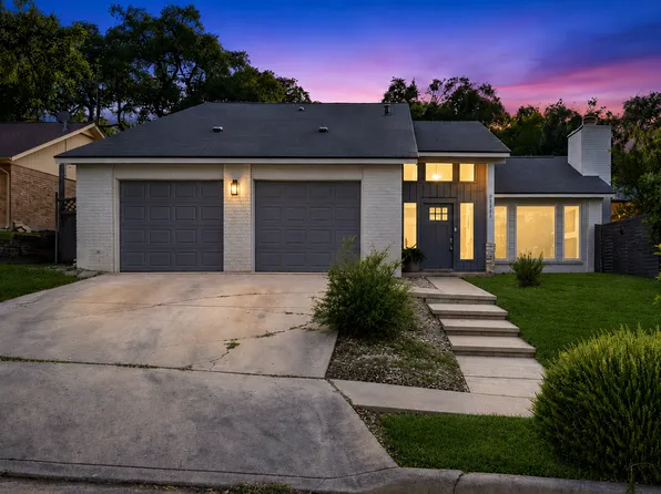 12111 WOODSRIM ST, Live Oak, TX 78233