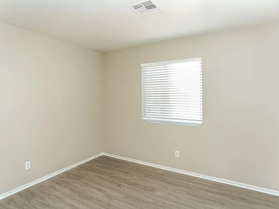 4th image of 3415 Chedworth Rd