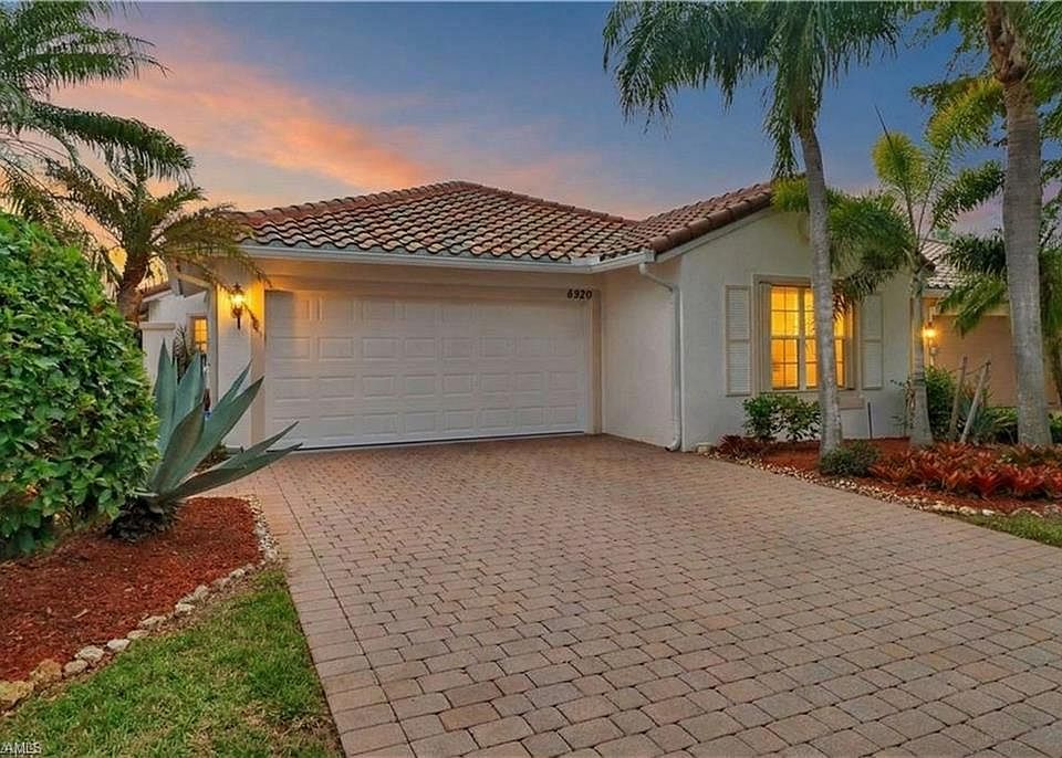 2nd image of 8920 Cascades Isle BLVD