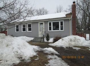 32 Wilson St, Agawam, MA 01001