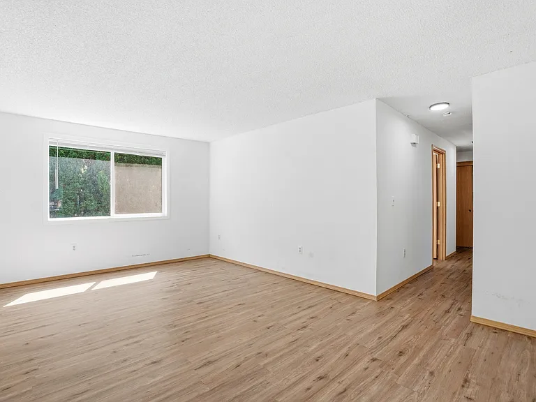 1715 SE 9th Ave #1715 — Photo 7