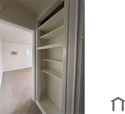 3rd image of 1134 Bobbett Dr APT 3