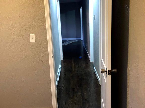 4th image of 9801 Donnelly Ave