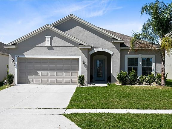 2nd image of 1834 Castleton Dr