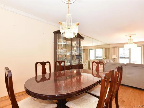 153-15 79th Avenue image 16 of 28