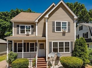 6 W Milton St, Hyde Park, MA 02136