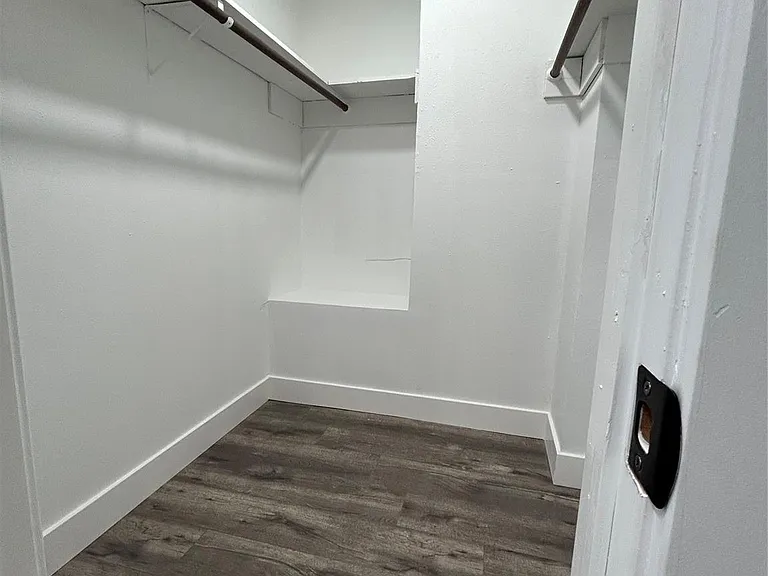 8523 Riverside Walk Ln — Photo 12