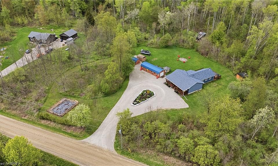 1st image of 809 W Dumfries Rd