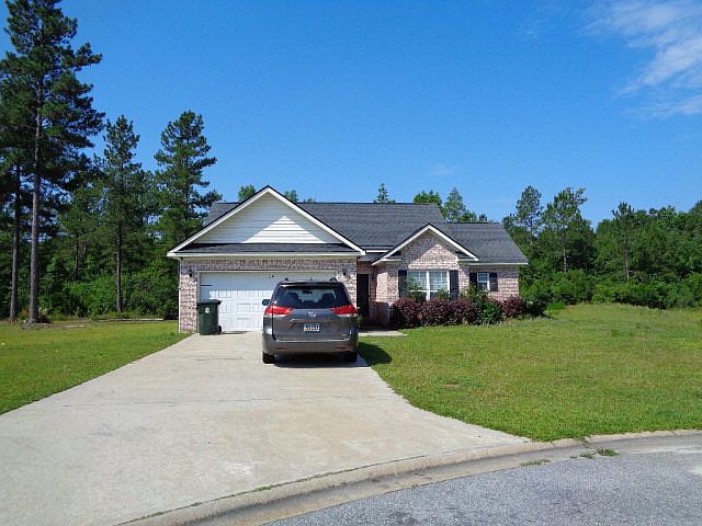 1st image of 135 Laurel Way NE