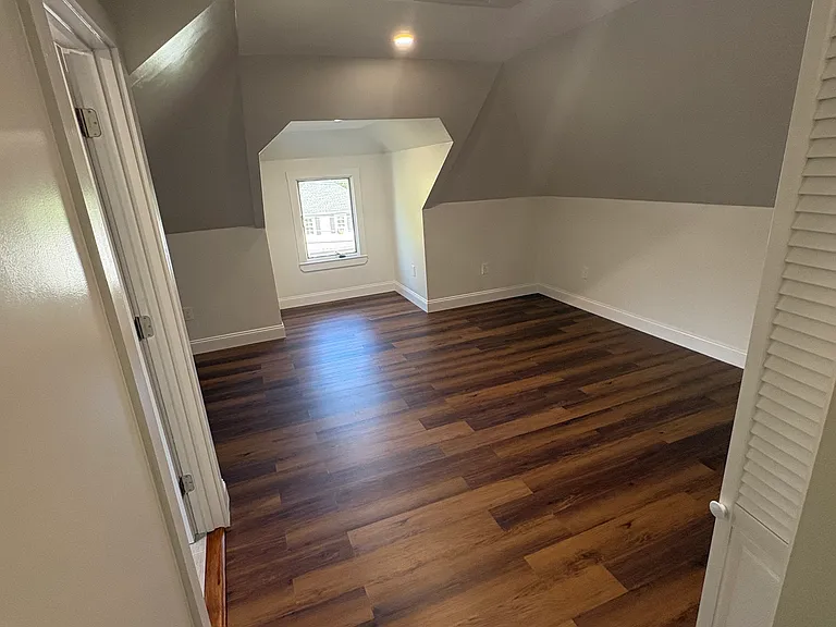 68-70 Adams St #2 — Photo 16