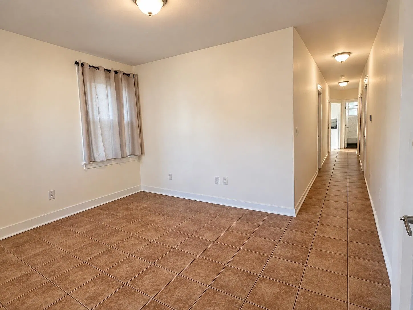 2 bed, 1.0 bath, $2,450 — Photo 4