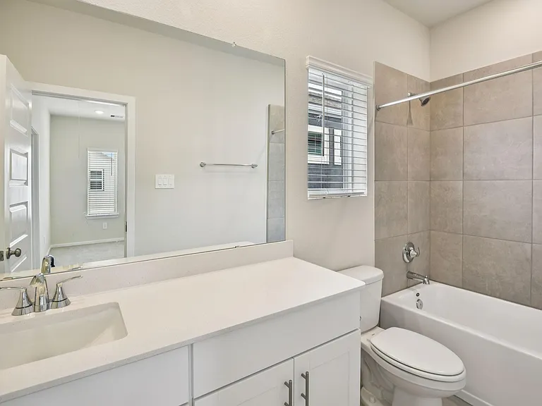 4210 Pine Springs Ct — Photo 23