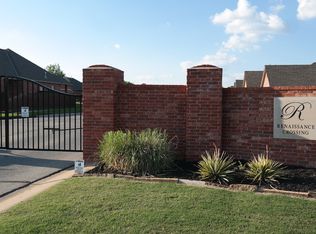 805 SW 37th St, Moore, OK 73160