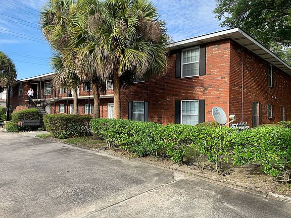 5th image of 4507 Oakview Dr