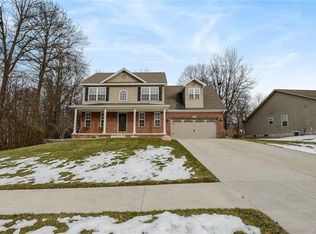 189 Summer Shade Dr, Howell, MI 48843