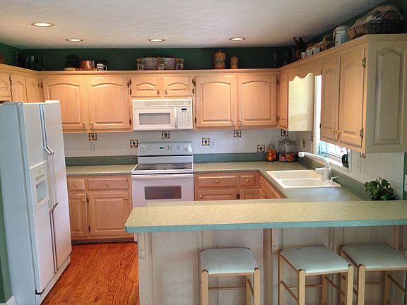 GREAT KITCHEN